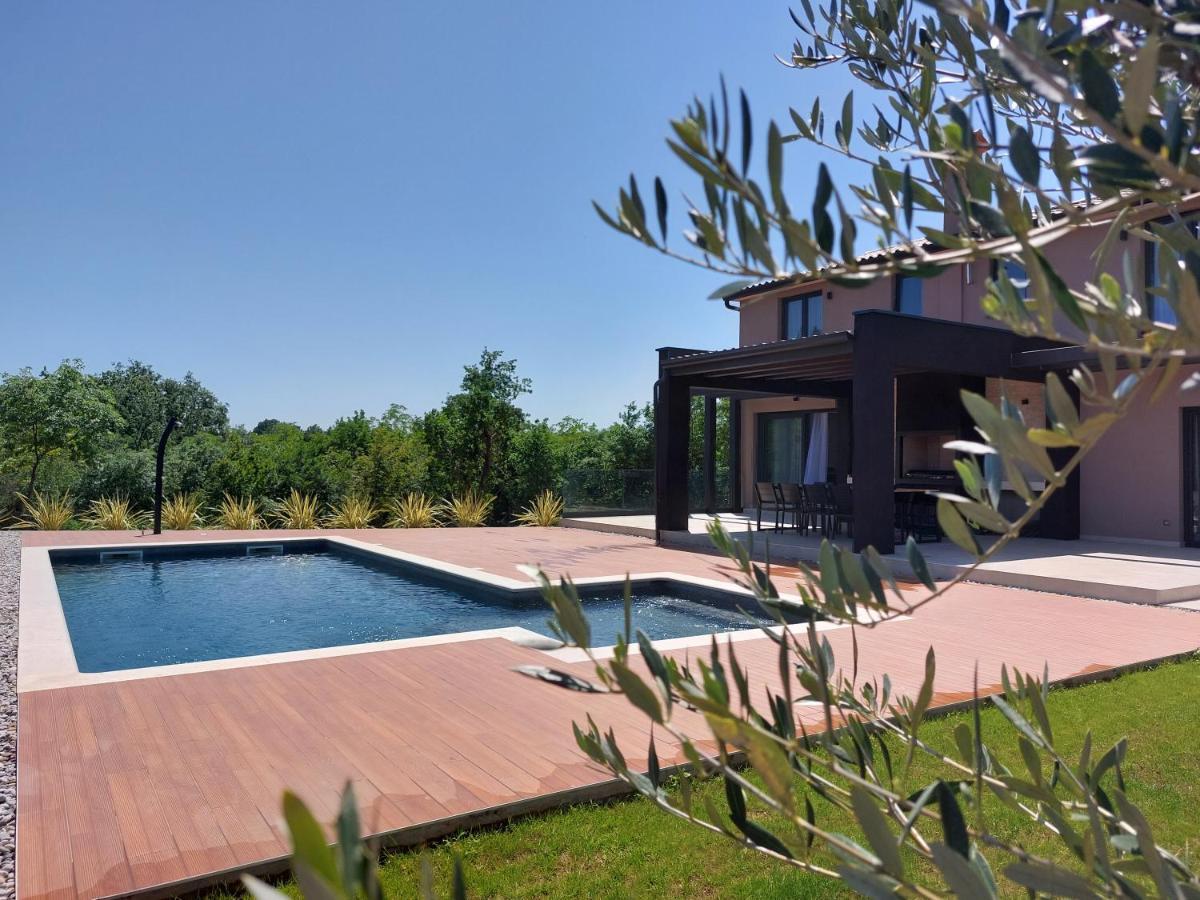 Villa Zara Santalezi Exterior photo